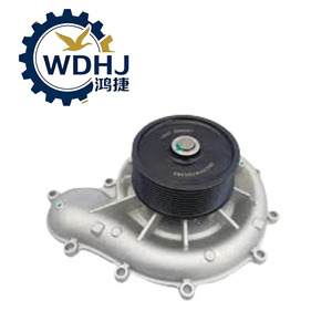 Lắp r&aacute;p m&aacute;y bơm nước hiệu suất cao cho xe tải hạng nặng Dongfeng Jinlan Phụ t&ugrave;ng động cơ 4B 4BT 3696868