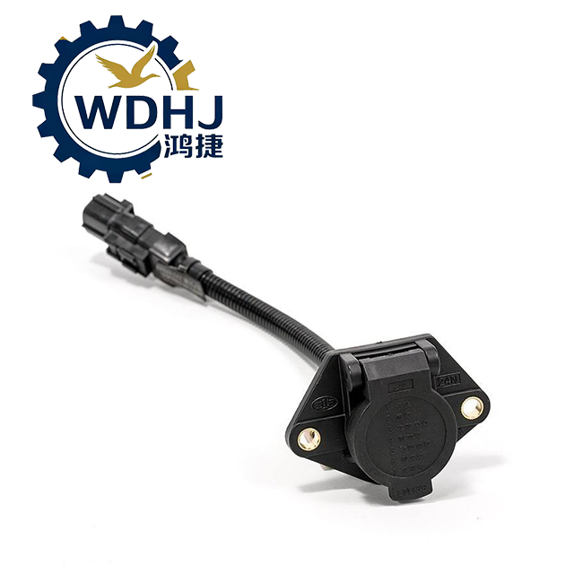 รถบรรทุกอะไหล่รถพ่วงปลั๊ก SOCKET ASSEMBLY 3730010-363 สำหรับ FAW Jiefang J5 J6 Seven-pin Power SOCKET ASSEMBLY
