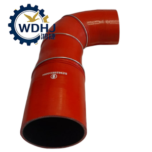 Sistemas de admisi&oacute;n y escape Manguera de caucho de silicona DZ96259535064 Repuestos para camiones Shacman Manguera de salida del intercooler